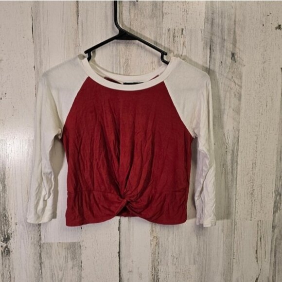 ambiance red white twist front long sleeve crop top women's size small - Picture 1 of 8